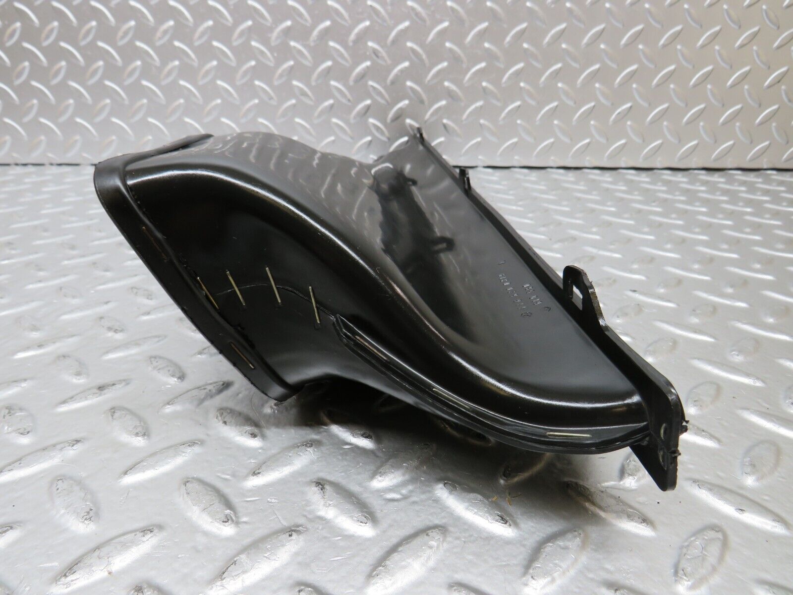 26186 Mercedes-Benz W116 450SE Dashboard Air Vent Duct Pair 1168300319