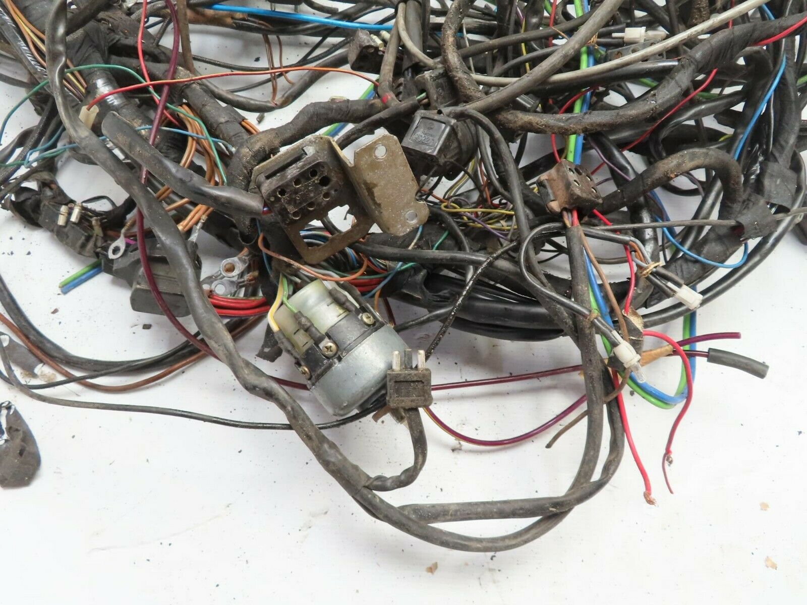 10388 Mercedes-Benz C123 230CE Coupe Engine Chassis Body Wire Wiring Harness