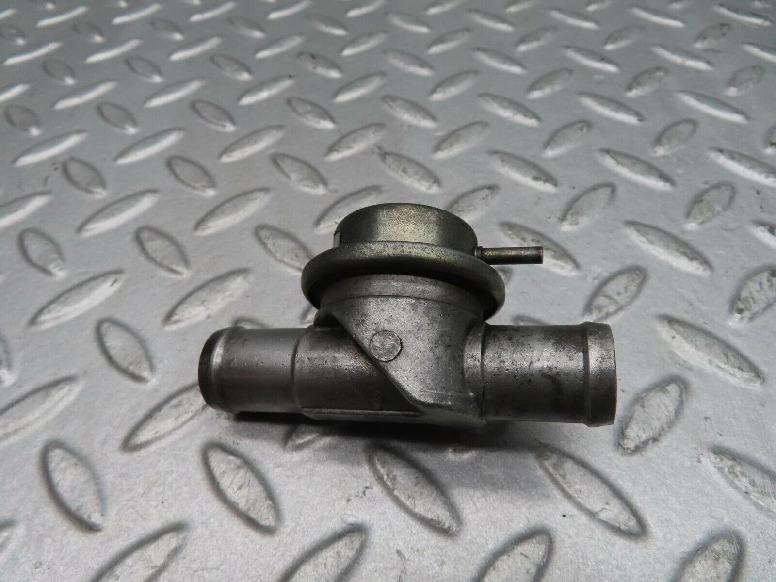 12233 Mercedes-Benz R129 300SL Coupe Air Control Valve