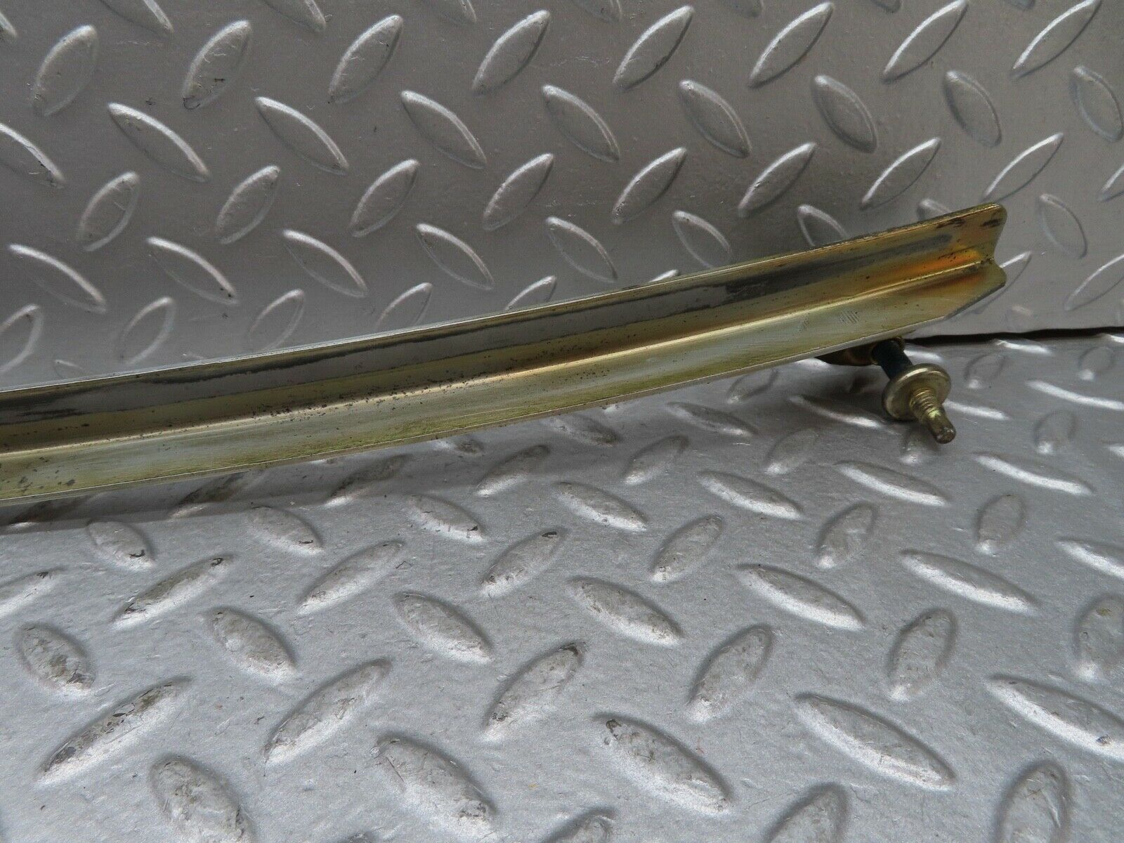 17159 Mercedes-Benz R129 300SL Coupe Left Door Front Window Channel