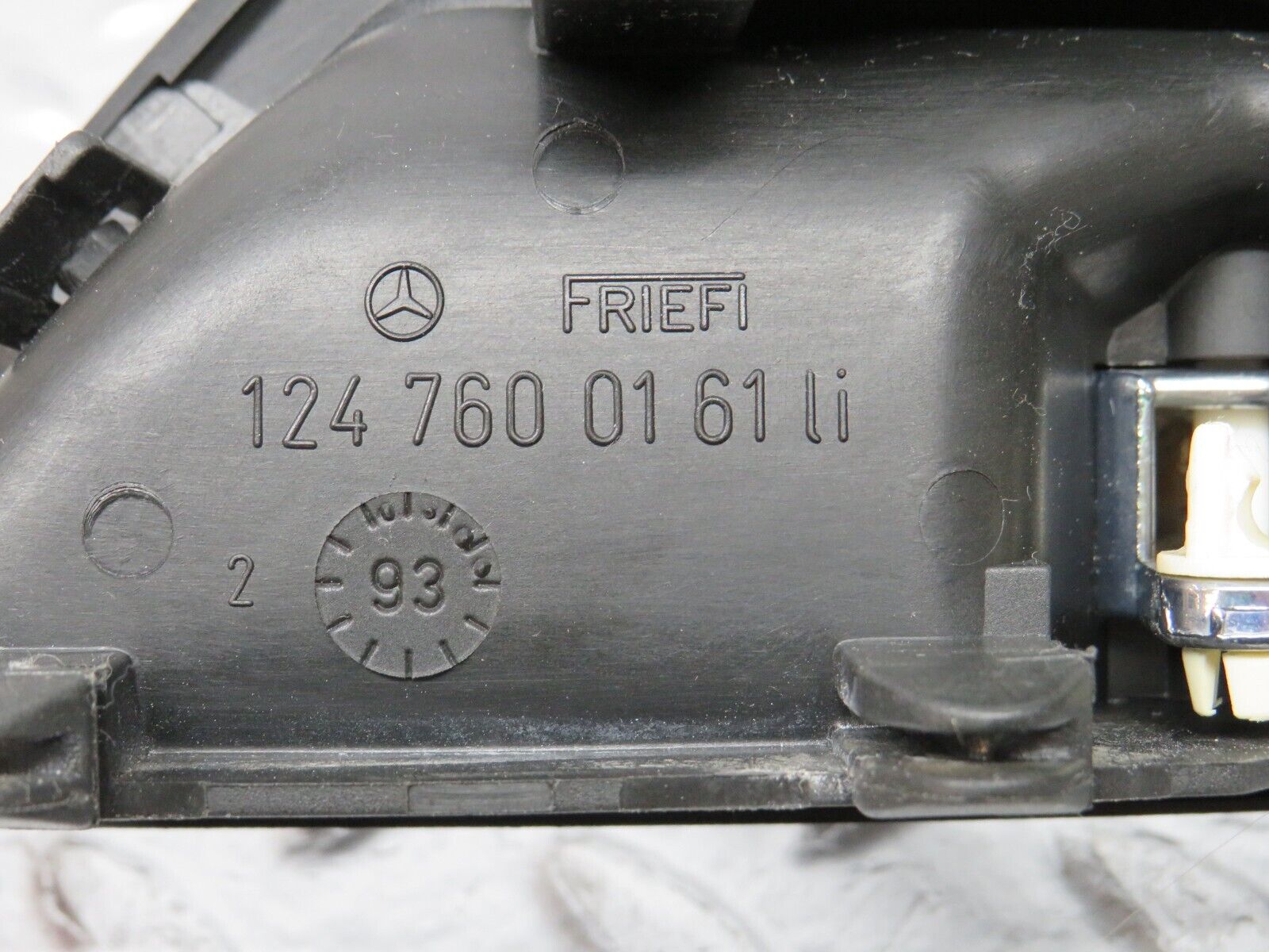 31371 Mercedes-Benz S124 220TE Rear Left Interior Door Handle 1247600161