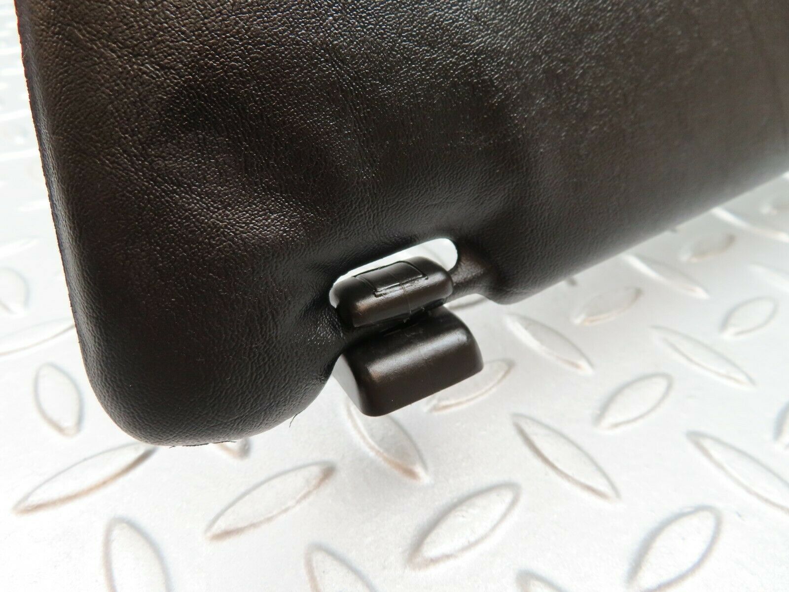 3843 Mercedes-Benz S123 200T Wagon Sun Visor Right Side Black