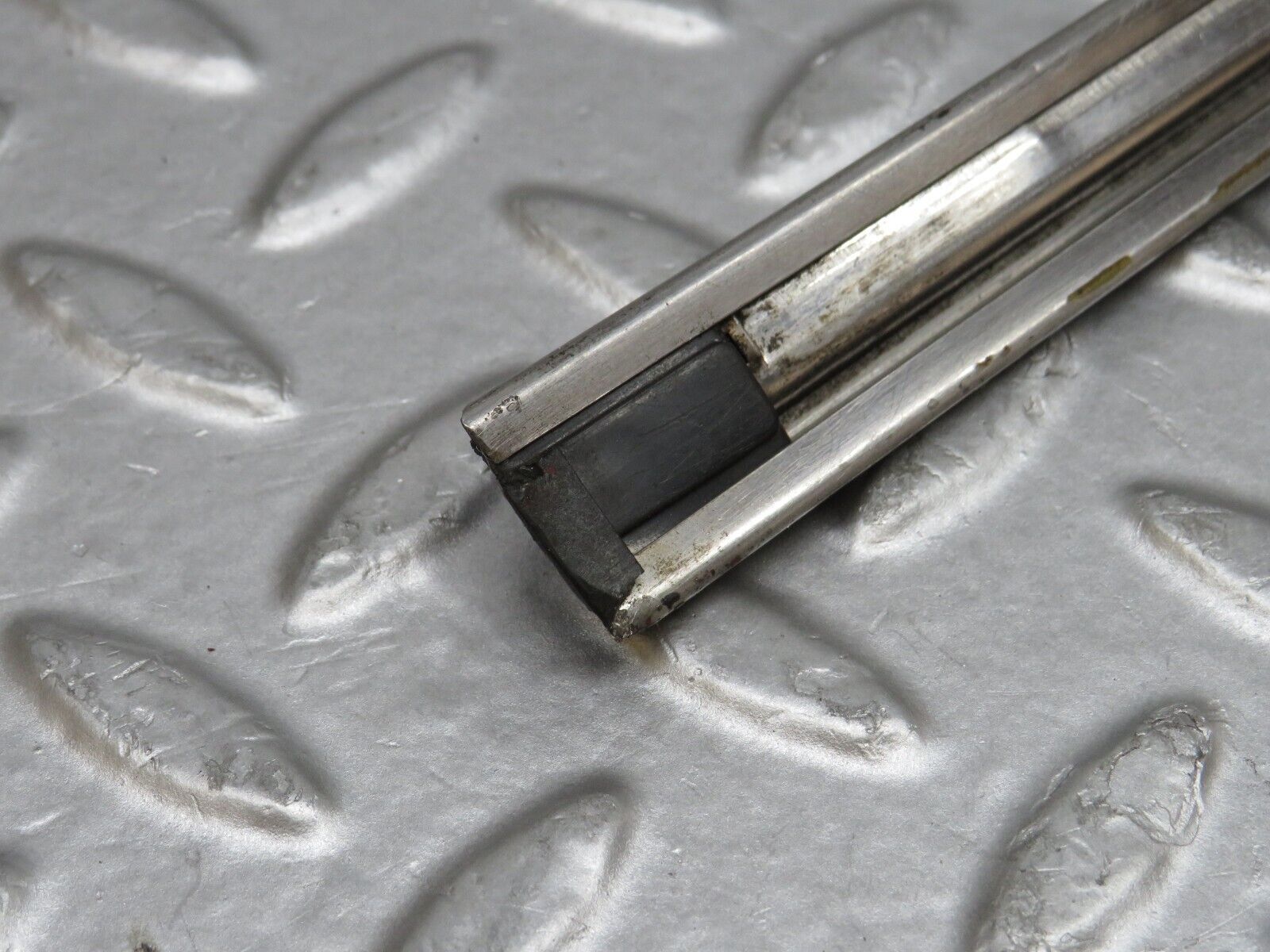 35774 Mercedes-Benz W108 Front Left Door Centre Moulding Trim