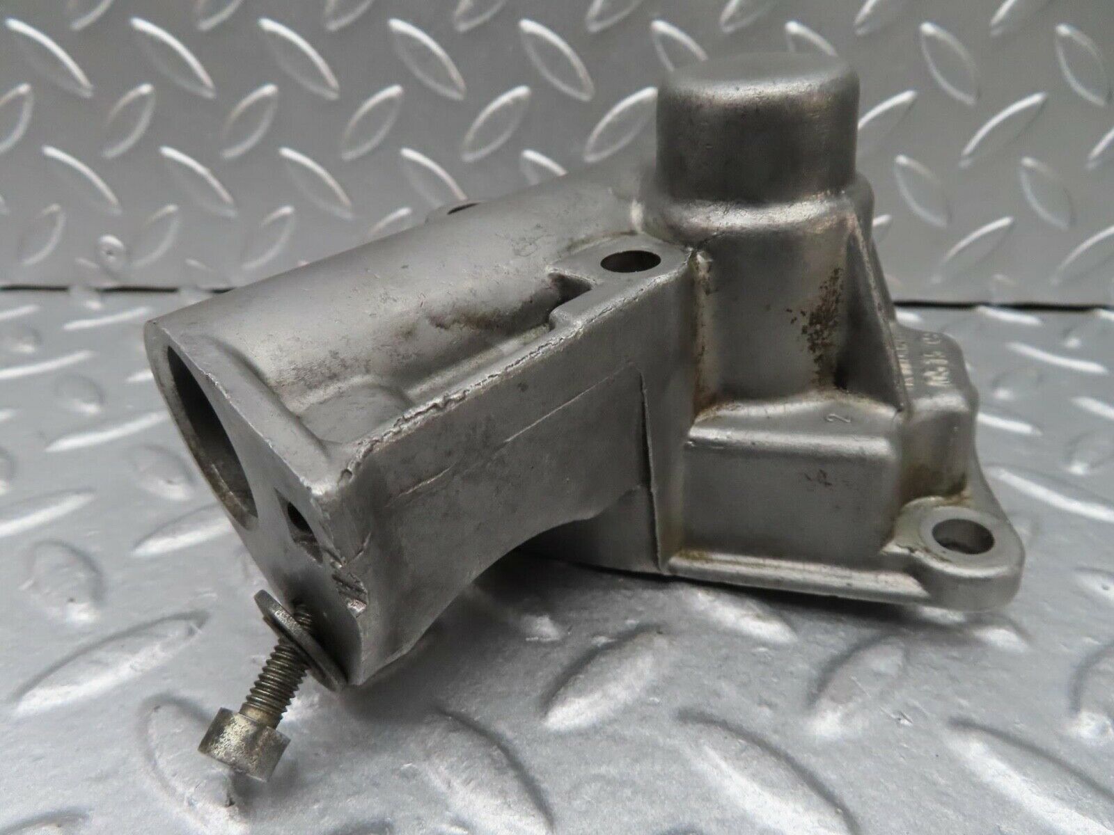 14045 Mercedes-Benz C107 280SLC Ignition Distributor Housing 1101580515