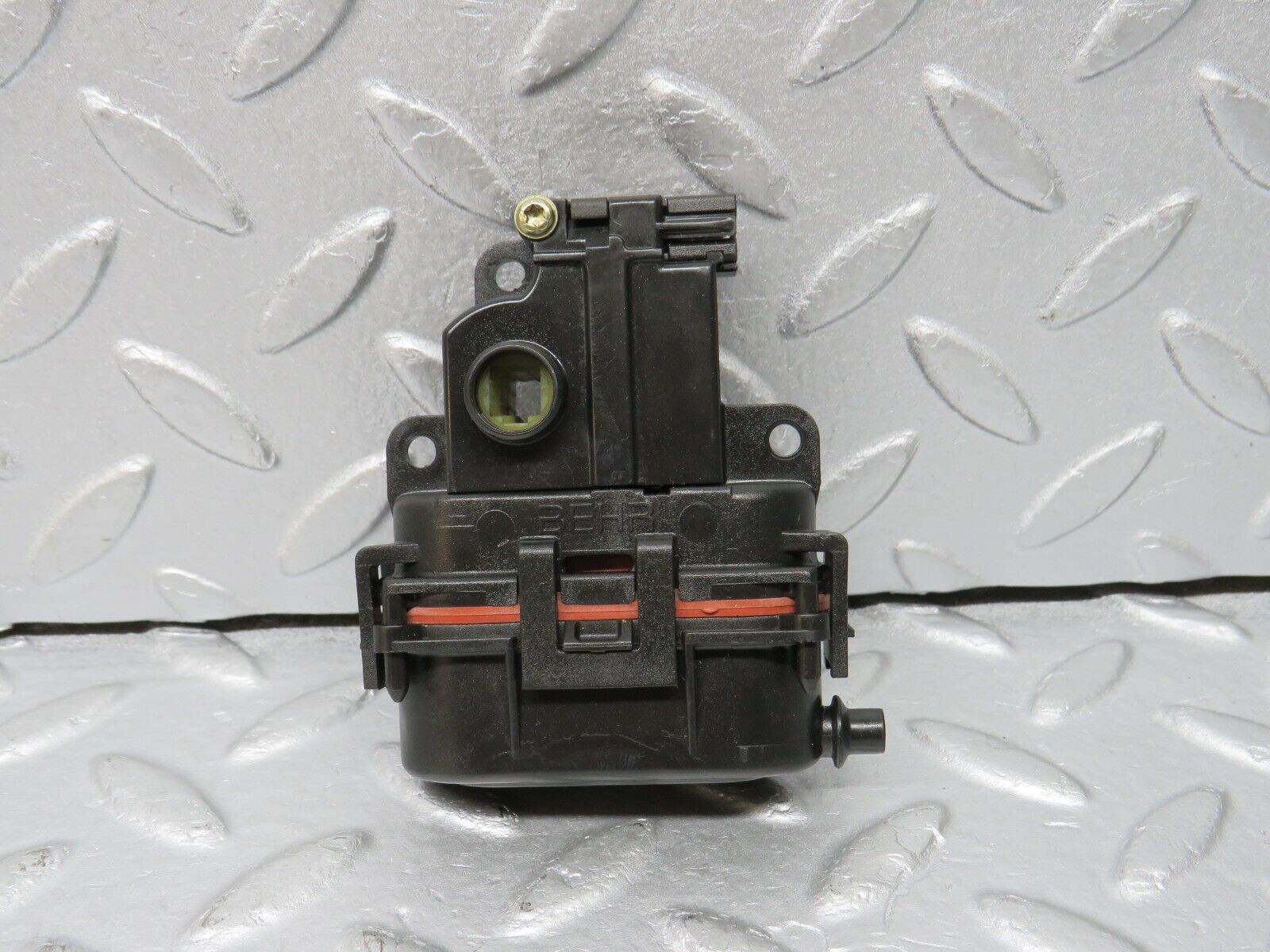 38595 Mercedes-Benz R129 280SL Coupe Heater Box Vacuum Actuator