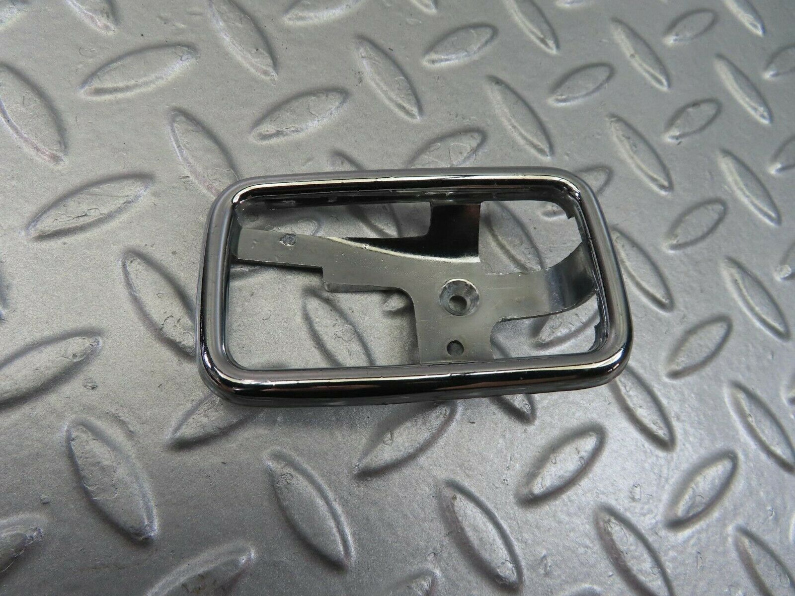 8885 Mercedes-Benz W108 Chrome Frame For Door Opener Left 1087660511