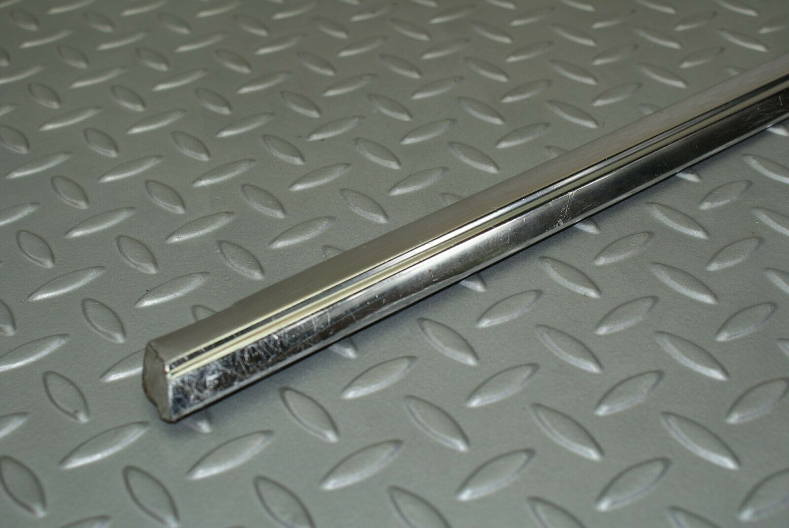 3123 Mercedes-Benz W115 220D Rear Right Door Chrome Moulding Trim