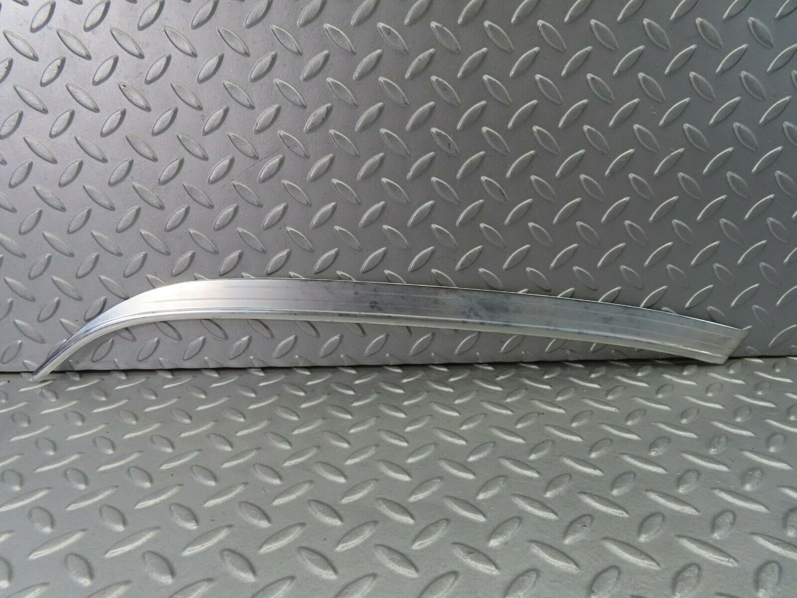 7919 Mercedes-Benz W115 220D Rear Left C Pillar Chrome Moulding