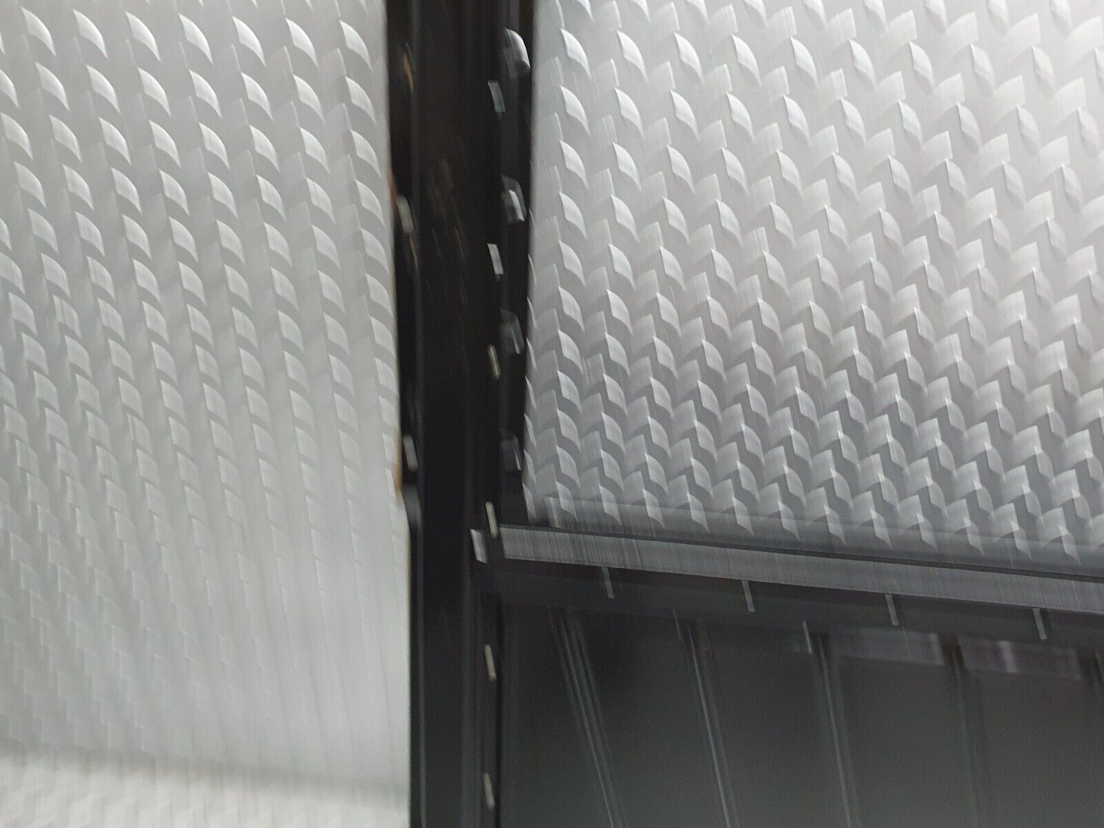 41142 Mercedes-Benz W126 300SE Power Sunroof Frame