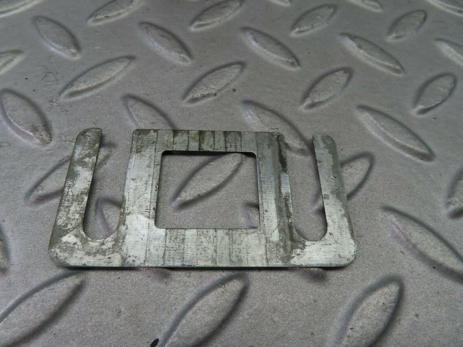 7709 Mercedes-Benz S123 230TE Wagon Door Lock Latch Left Side