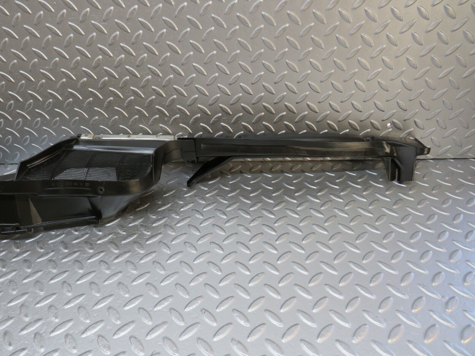 32516 Mercedes-Benz S124 300TE Wiper Mechanism Cover 1246200973 1246202667