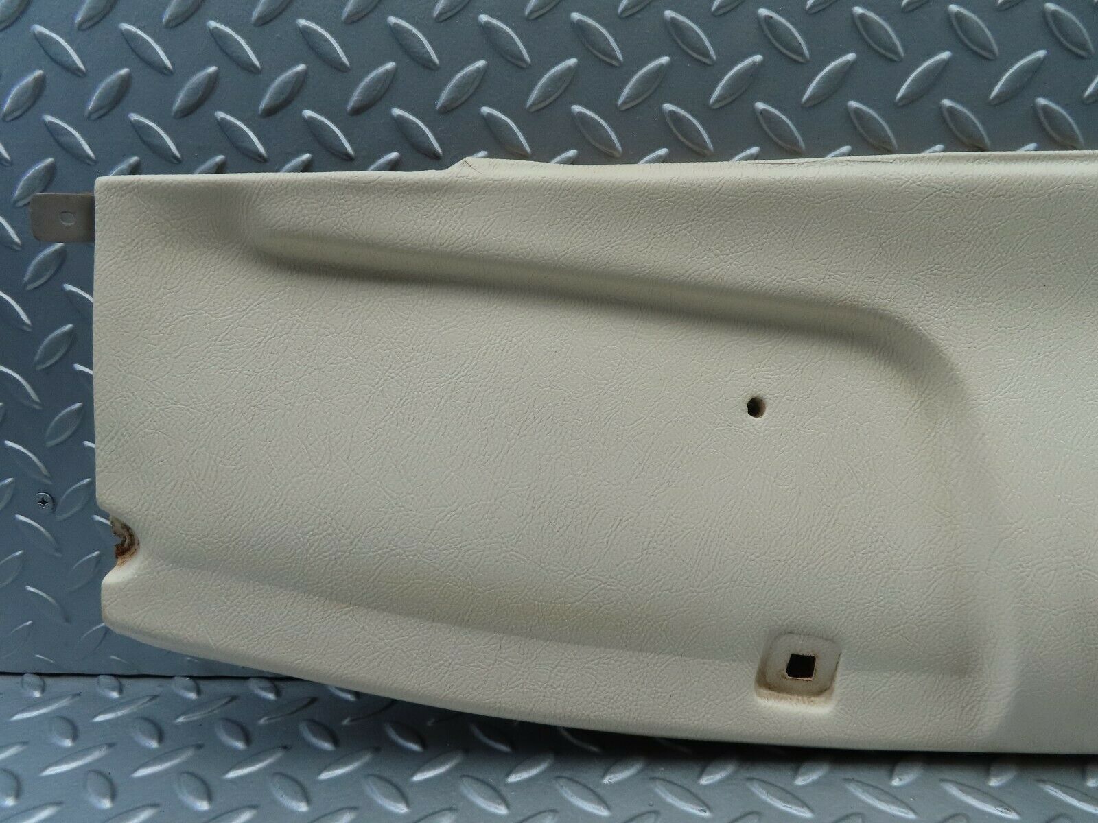 7152 Mercedes-Benz C107 350SLC Coupe Headlining Roof Panel Front