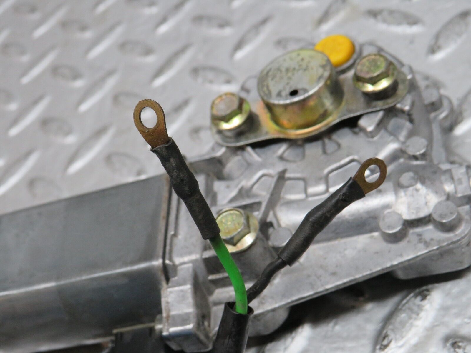 27662 Mercedes-Benz S124 300TE Window Regulator Motor Right Bosch 0130821285