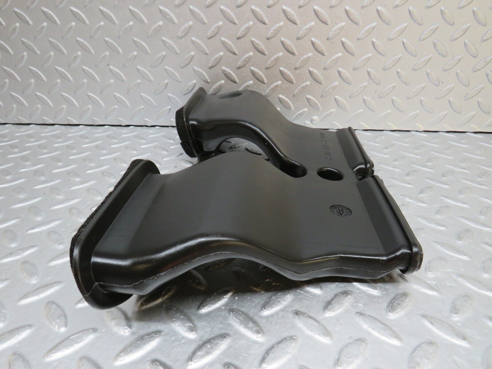 37022 Mercedes-Benz C126 420SEC Coupe Dashboard Centre Air Vent 1268310036