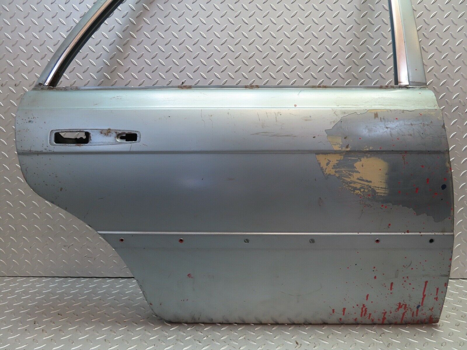 18809 Mercedes-Benz W116 Rear Right Door