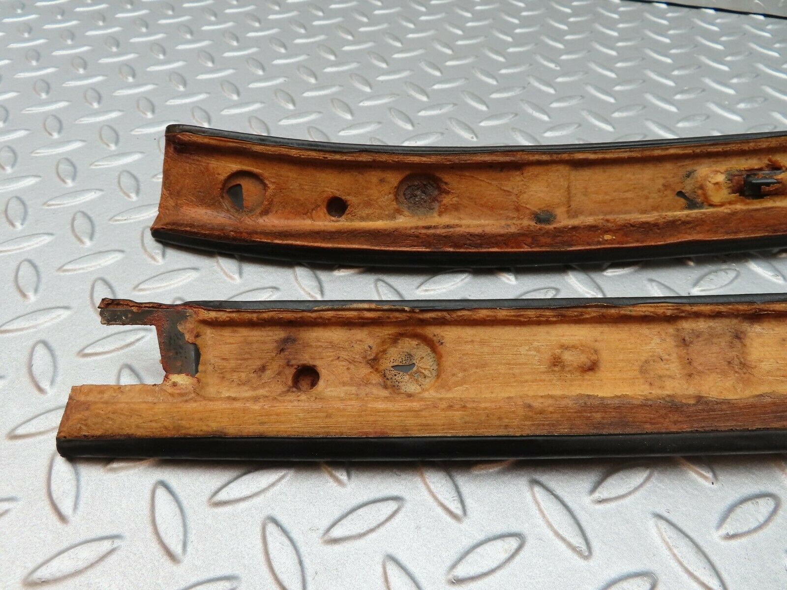 4603 Mercedes-Benz W114 280CE Coupe Interior Roof Panel Black