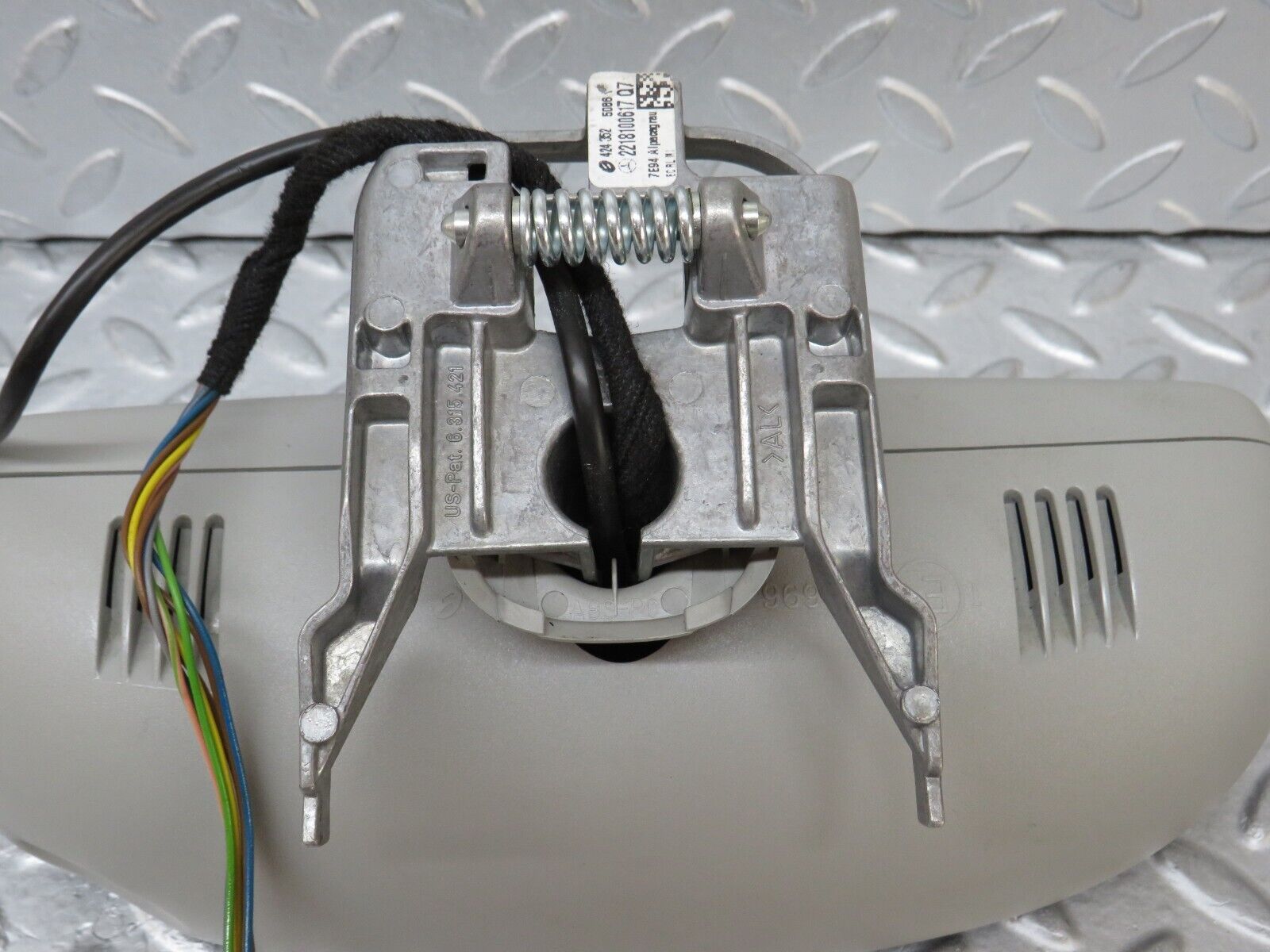 35190 Mercedes-Benz W221 Rear View Mirror 2218100617