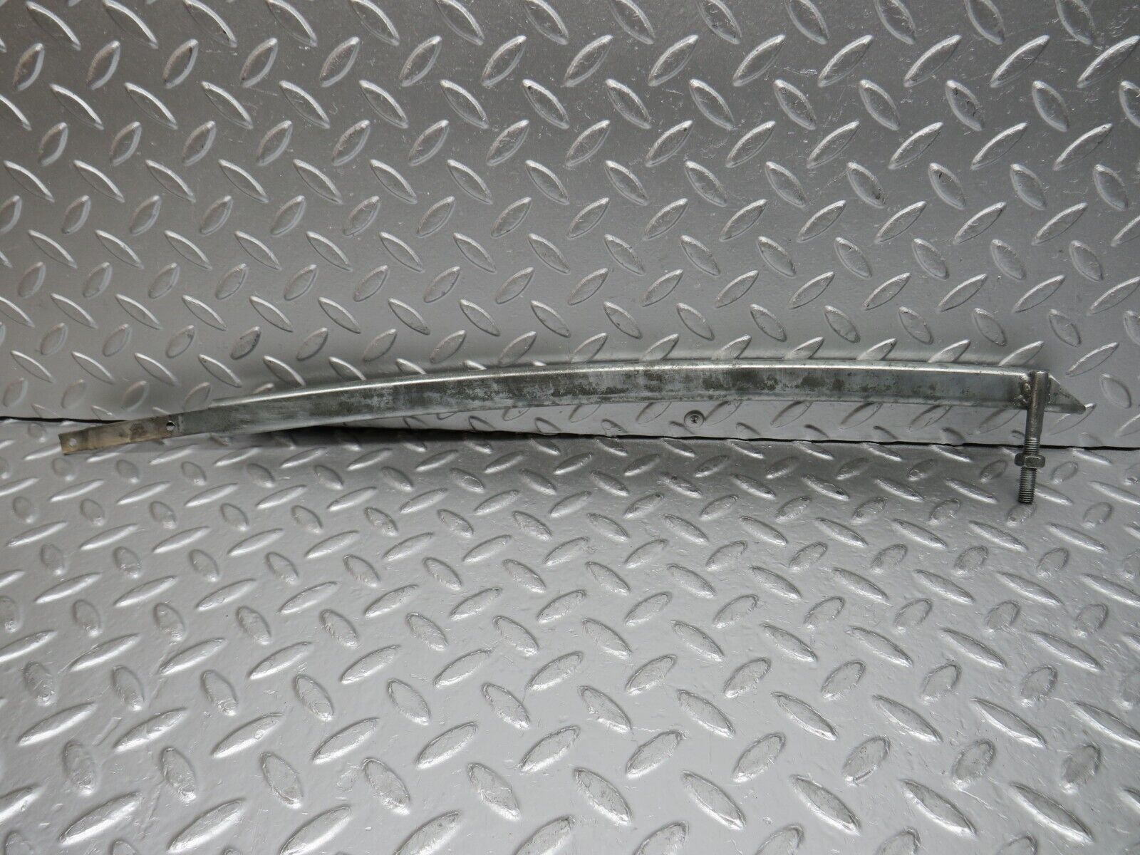 0702 Mercedes-Benz C107 350SLC Coupe Door Window Channel Front Left