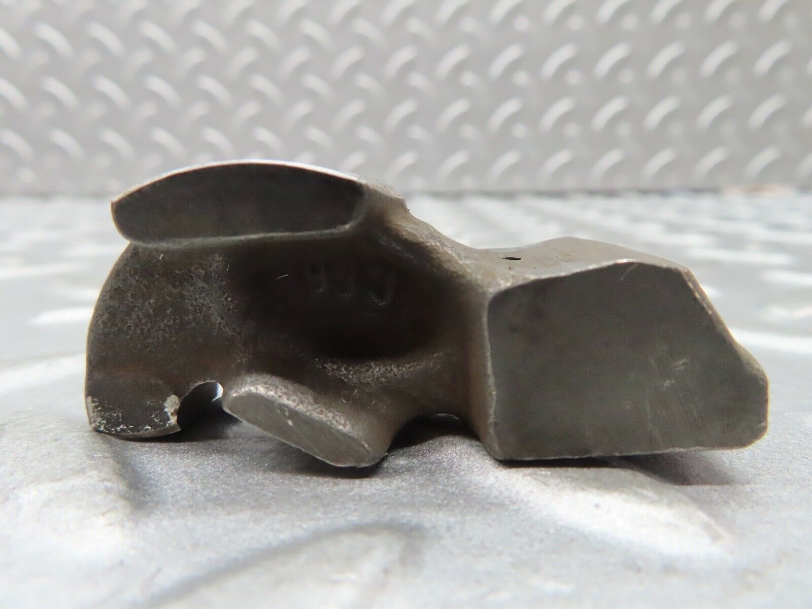 16958 Mercedes-Benz C123 280CE Coupe Valve Rocker Arm With Retaining Spring