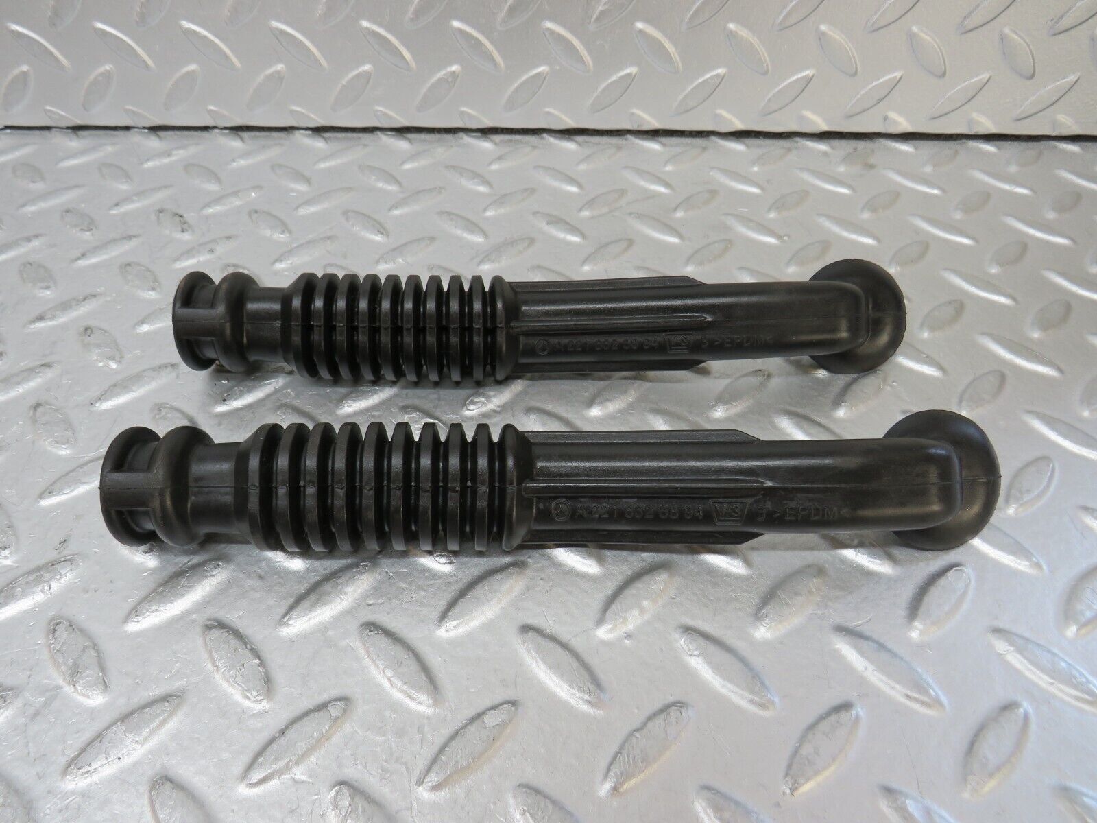 35179 Mercedes-Benz W221 Air Conditioning Vapor Hose Pipe 2x 2218323894