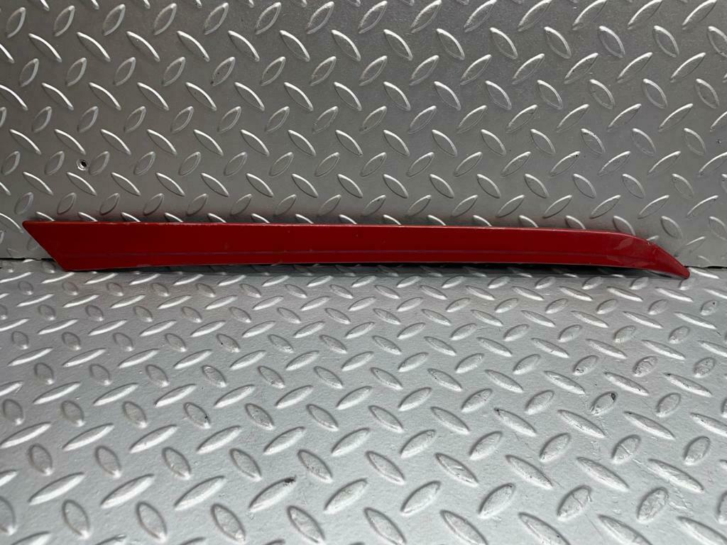 0043 Mercedes-Benz W116 350SE Front Left Passenger Side Window Trim Fill