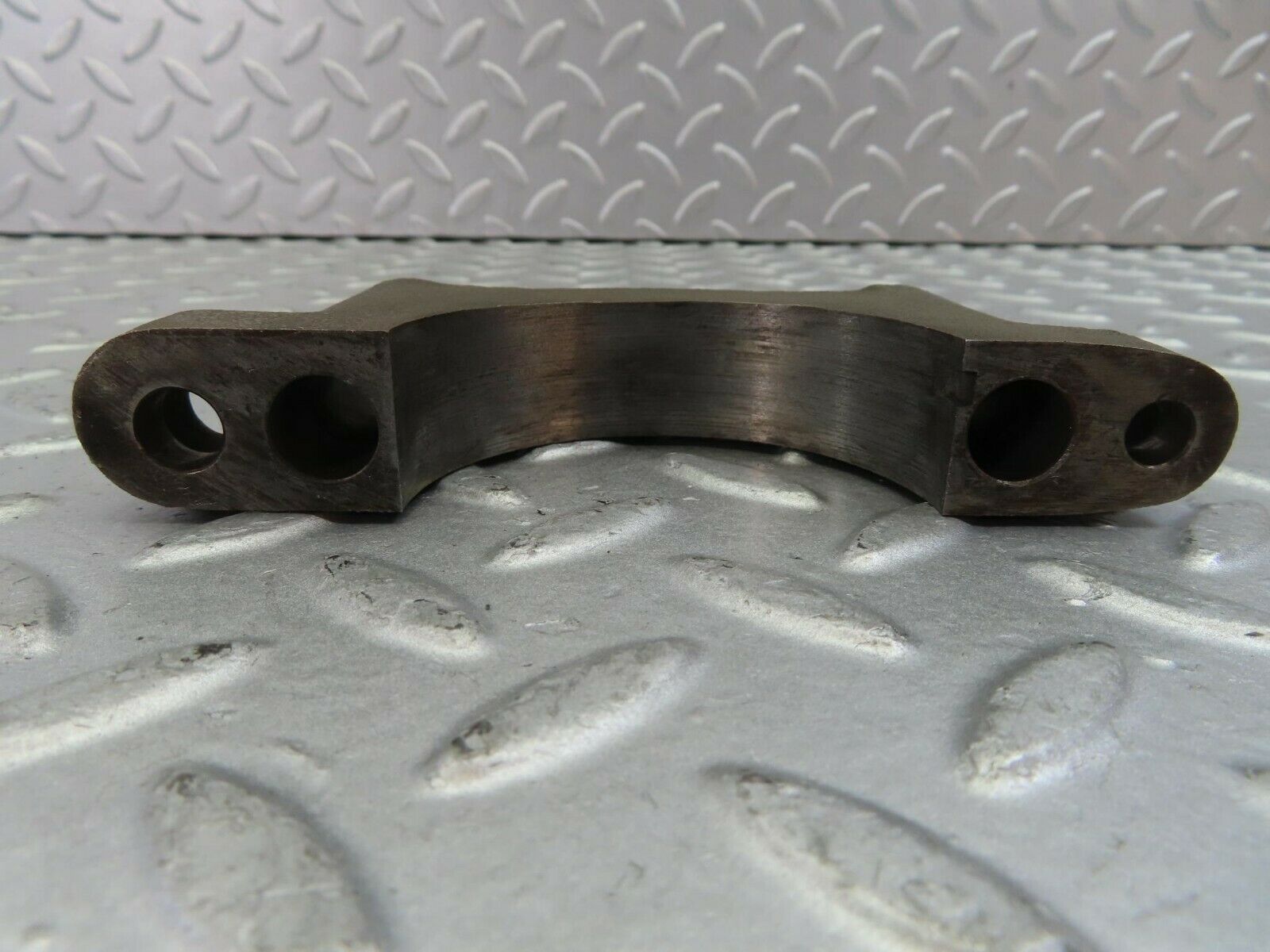 10219 Mercedes-Benz W111 220SE Crankshaft Bearing Holder Block 1800110011