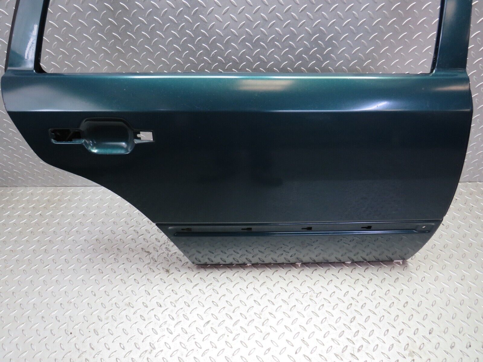 27753 Mercedes-Benz S124 300TE Wagon Rear Right Door