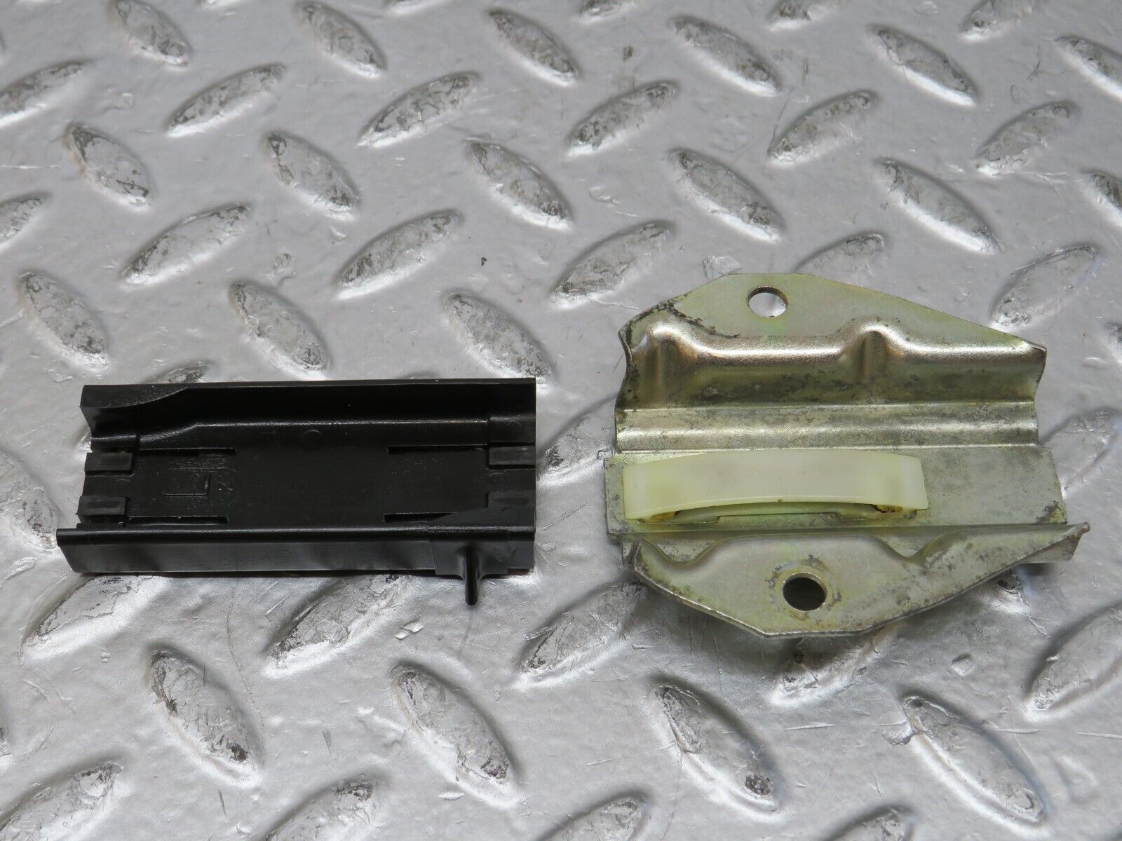 26098 Mercedes-Benz W116 450SE Rear Left Window Channel