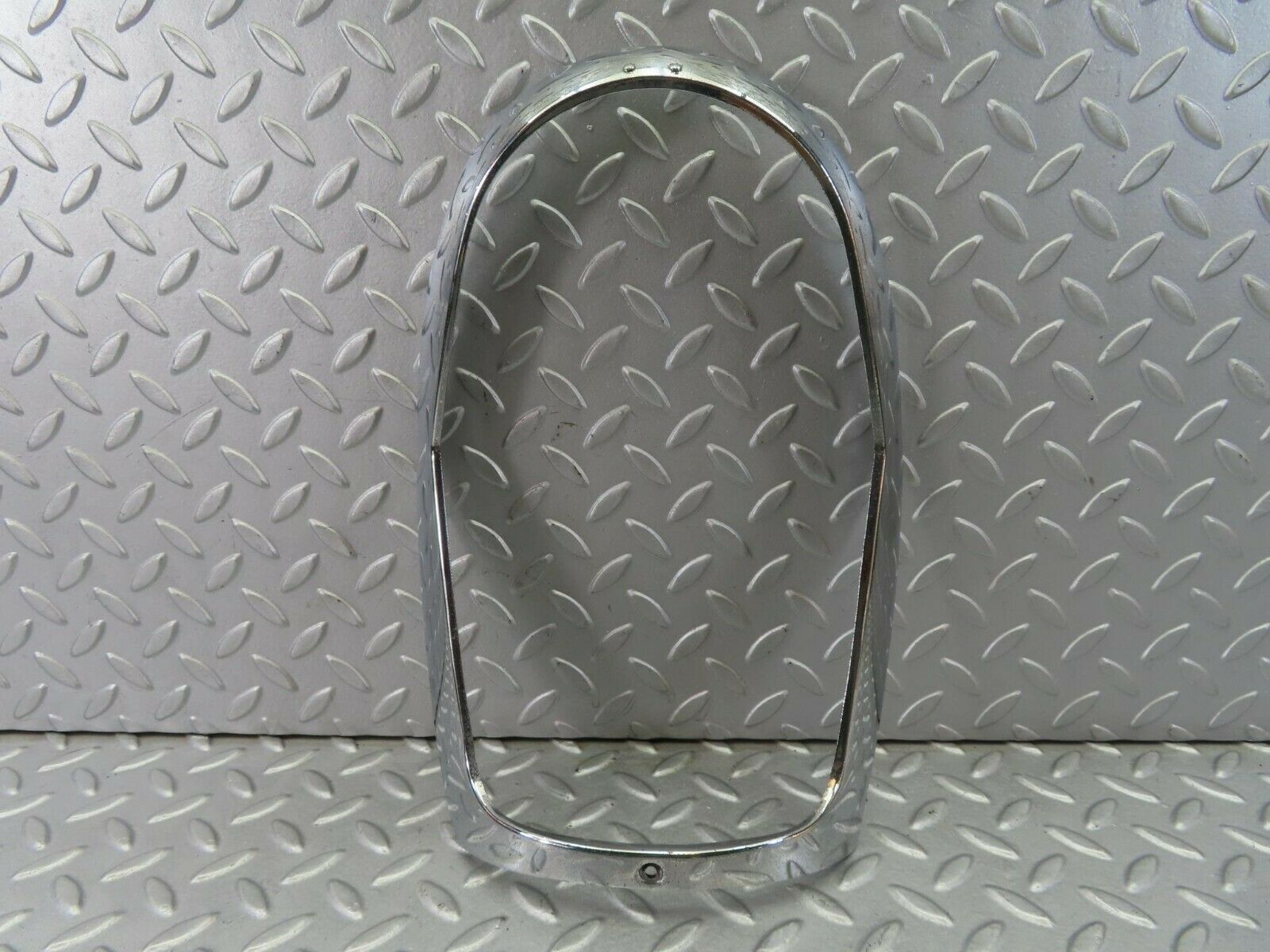 8120 Mercedes-Benz W108 Headlight Chrome Frame 1305542029