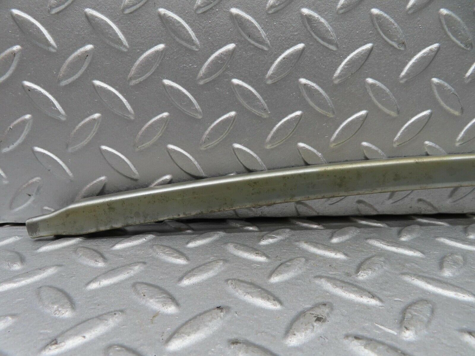 14483 Mercedes-Benz W116 350SE Front Right Door Front Window Channel