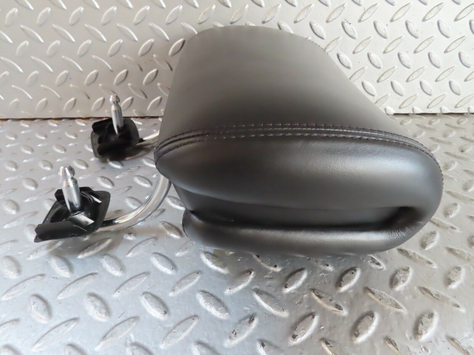 19358 Mercedes-Benz C140 CL420 Coupe Rear Headrest