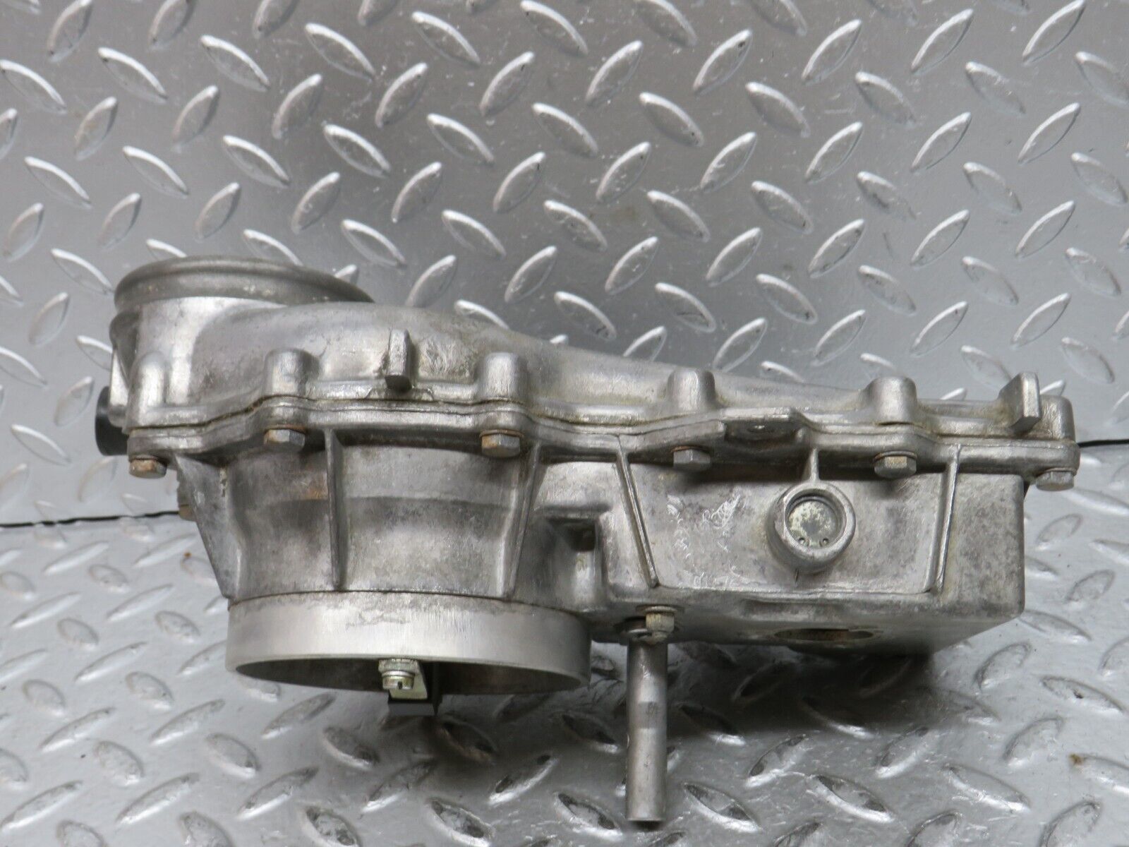 28042 Mercedes-Benz W123 280E Air Flow Mass Meter Sensor Bosch 1101410790