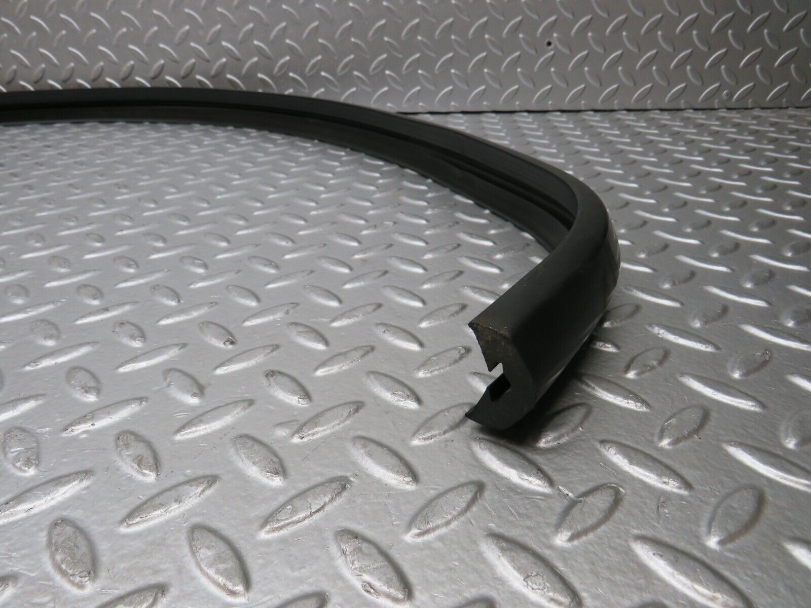 32217 Mercedes-Benz W123 230E Rear Bumper Rubber