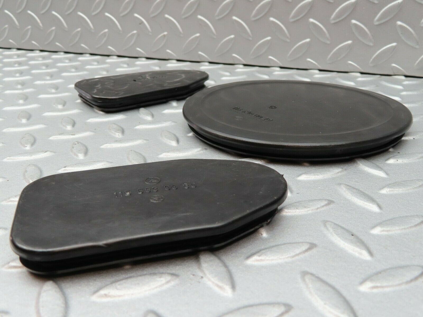 4318 Mercedes-Benz W123 230E Rear Access Cover Set 1166900027