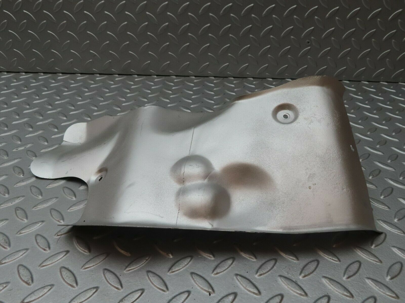 4247 Mercedes-Benz V123 240D LWB Exhaust Heat Shield