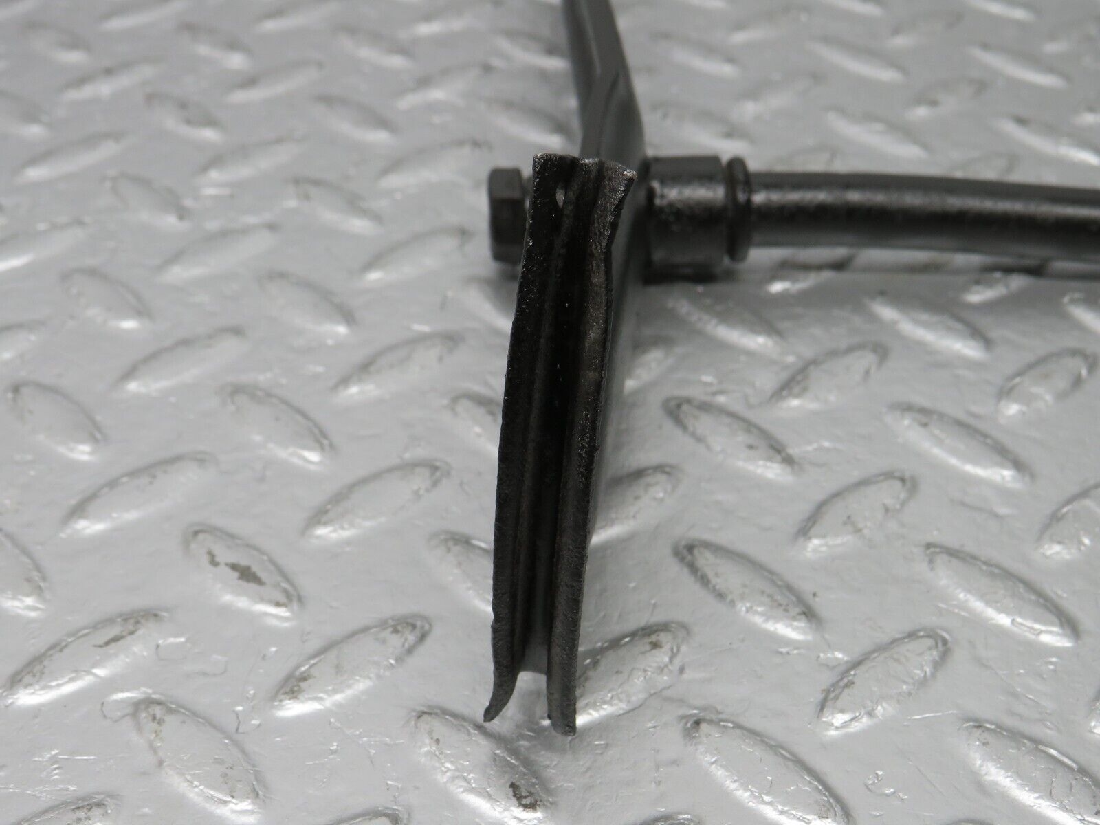 40417 Mercedes-Benz W110 230 Handbrake Regulator