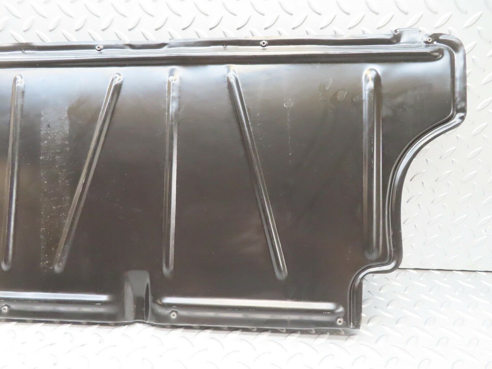 7006 Mercedes-Benz W123 230E Fuel Tank Cover Plate