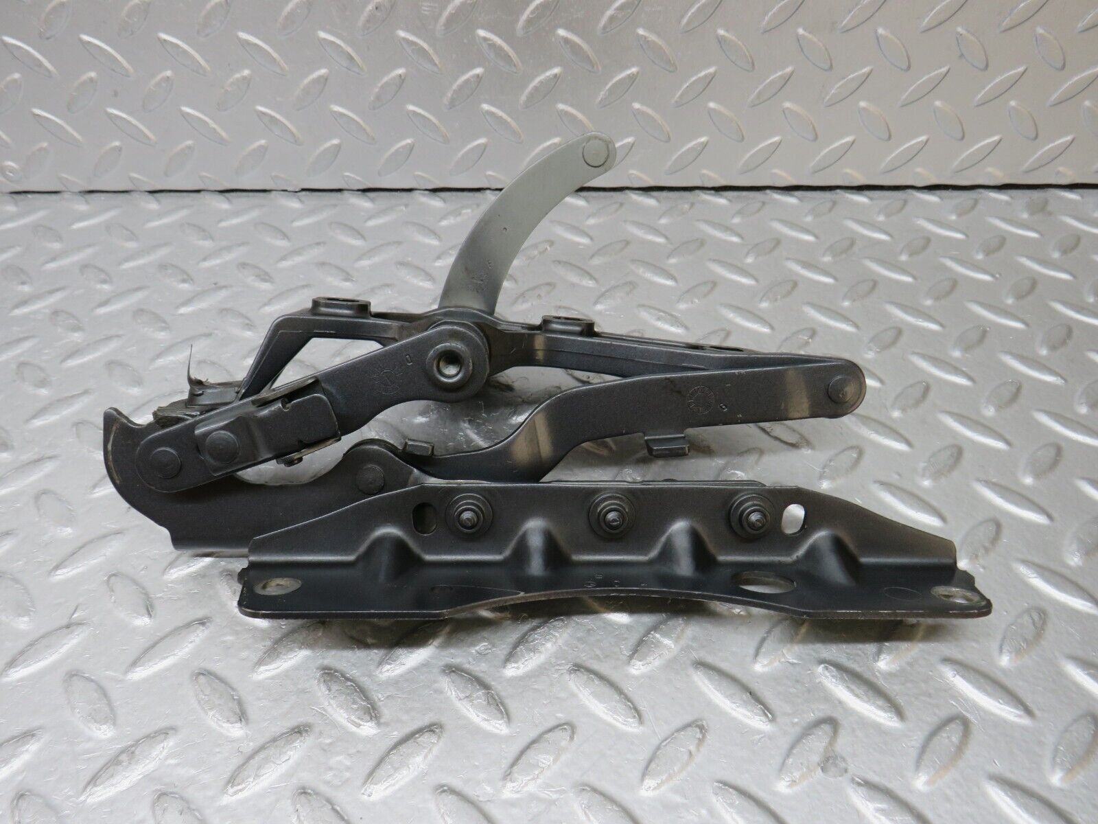 35223 Mercedes-Benz W221 Bonnet Hinge Right Side 2218800428