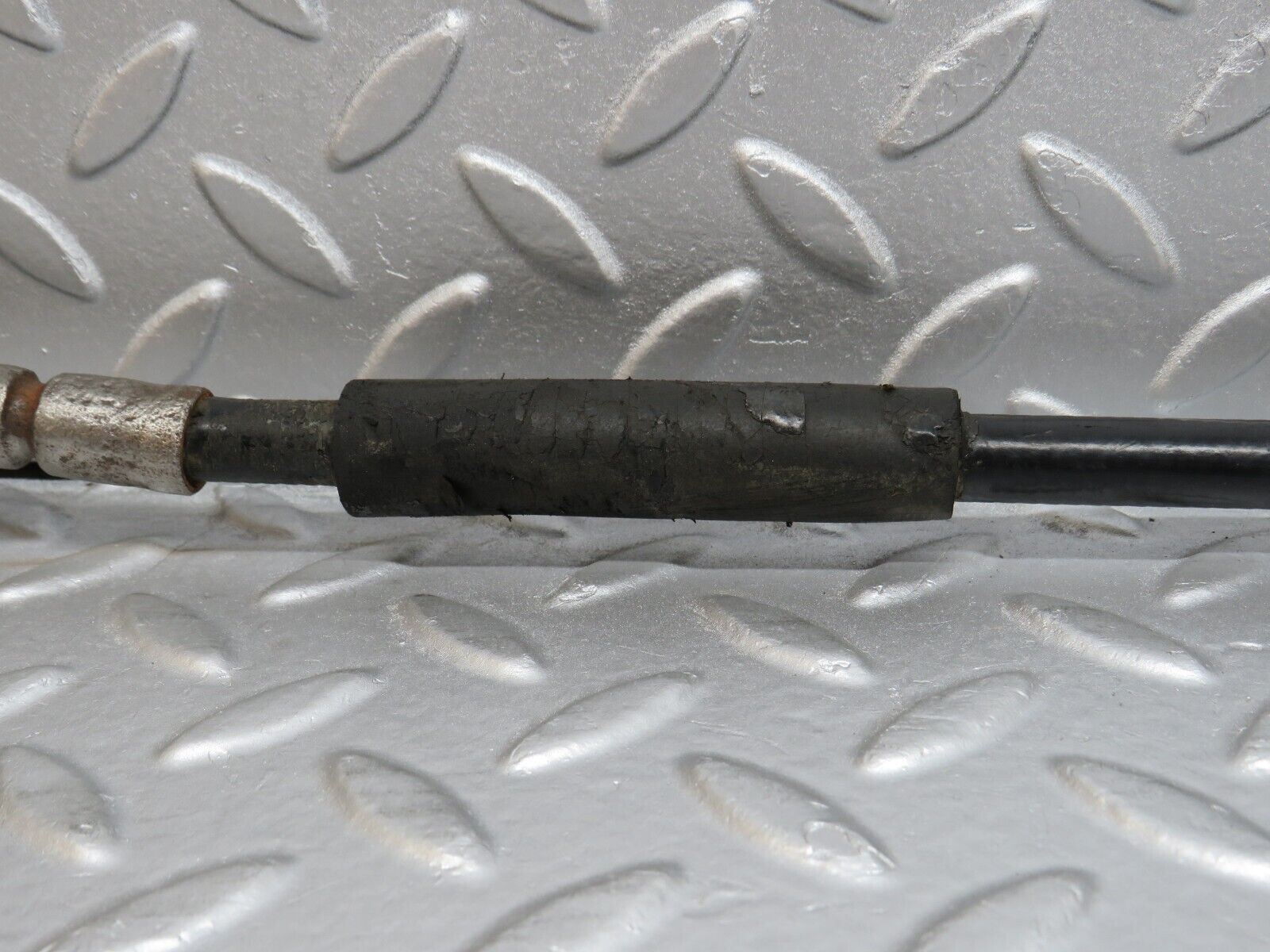 40454 Mercedes-Benz W110 230 Handbrake Cable Handbrake Pulley 1104200790