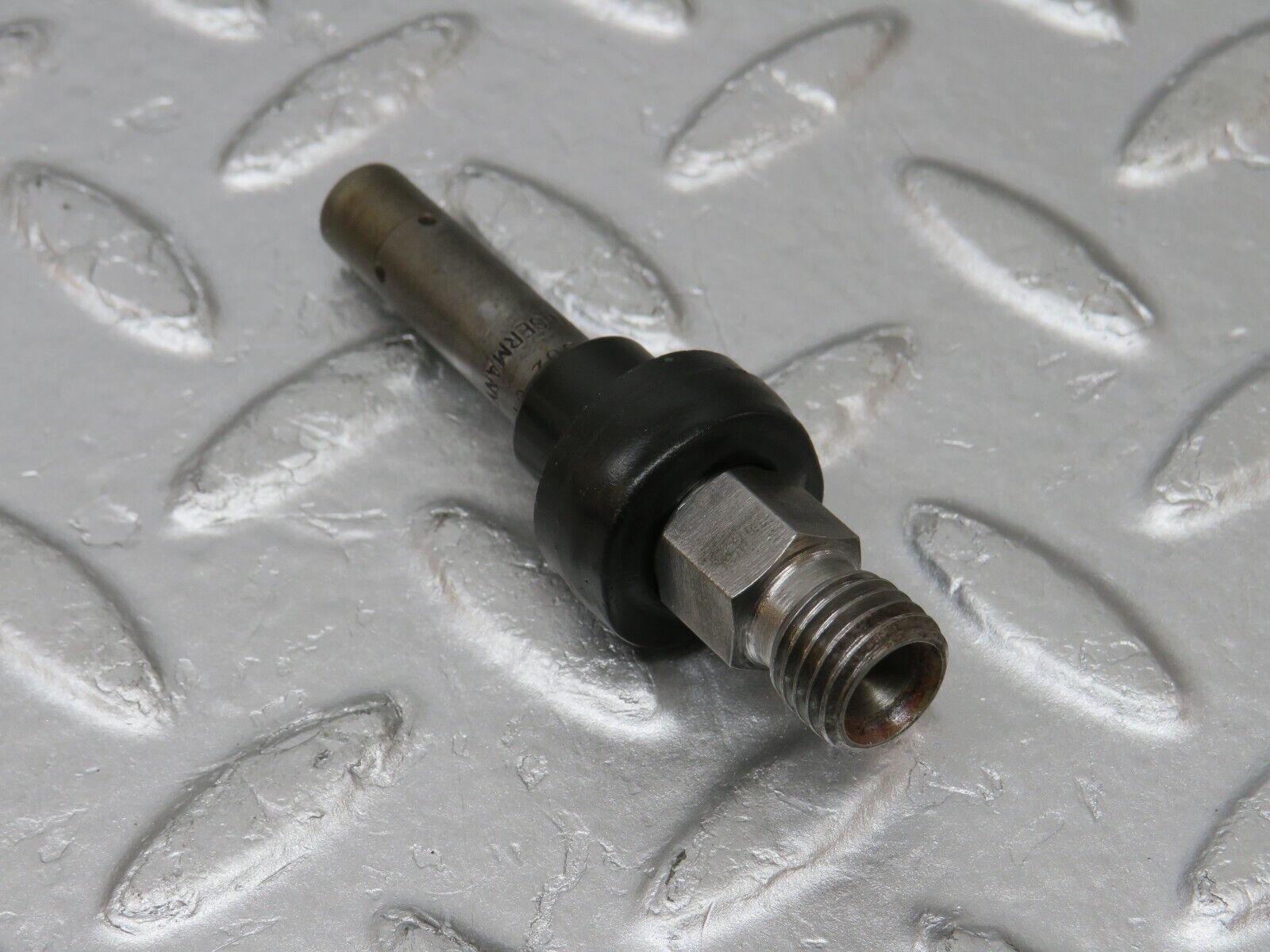 33686 Mercedes-Benz W201 190E 2.0L Fuel Injector Bosch 0437502010