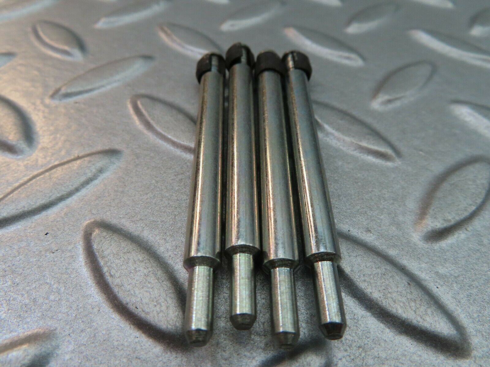 6006 Mercedes-Benz Rear Brake Pad Fitting Kit 107220048