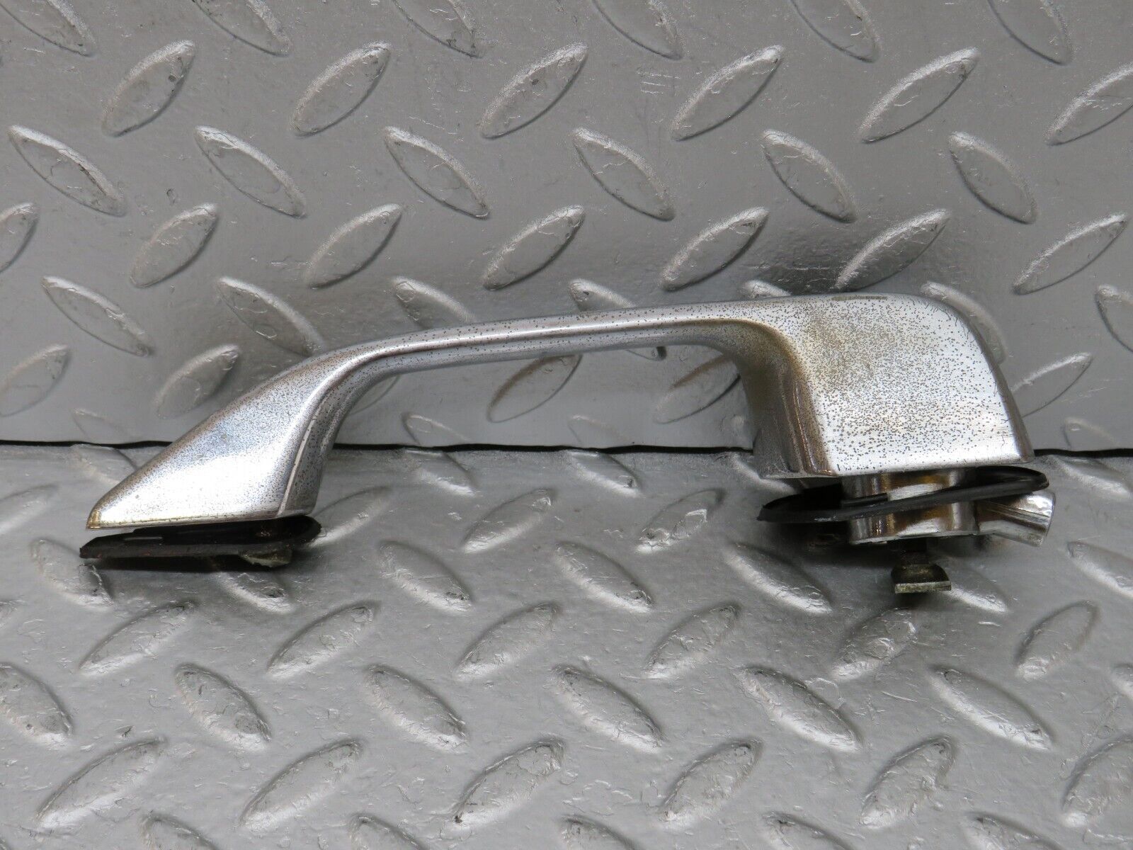 35739 Mercedes-Benz W108 Chrome Door Handle Rear Right 1087661202