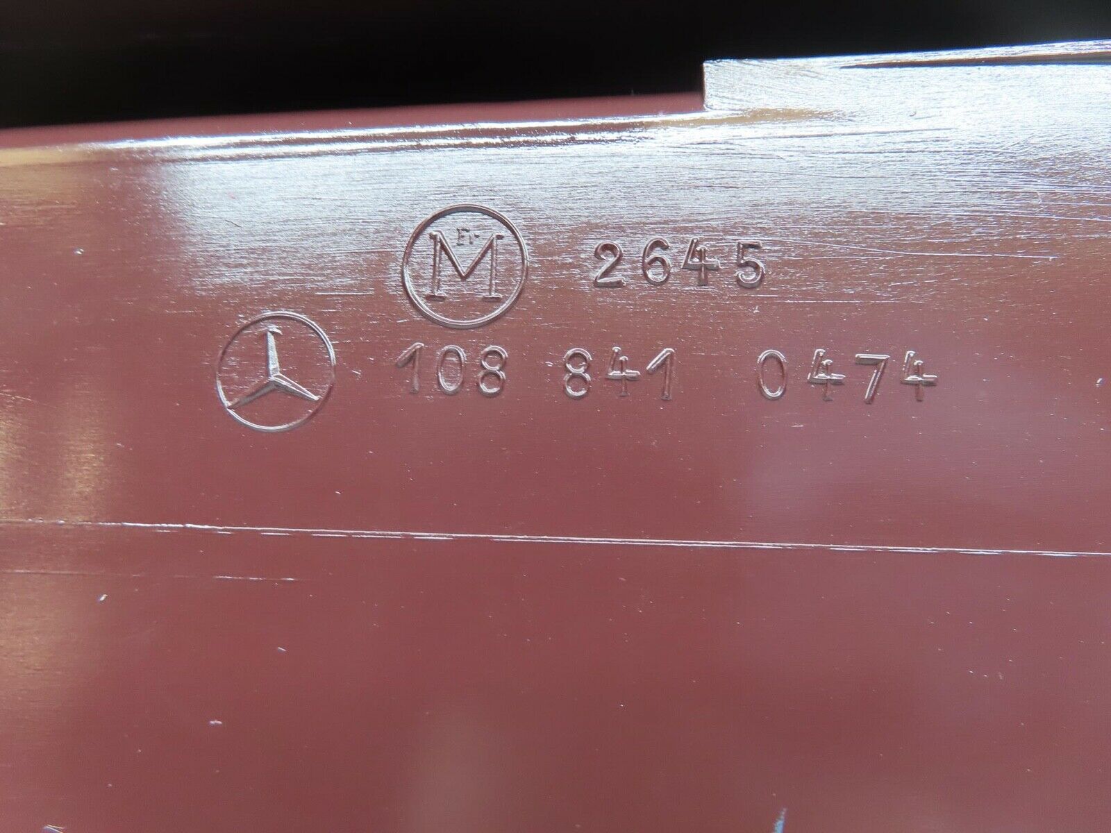 12241 Mercedes-Benz W108 280SE 3.5 Centre Console Tray Brown 1088410474