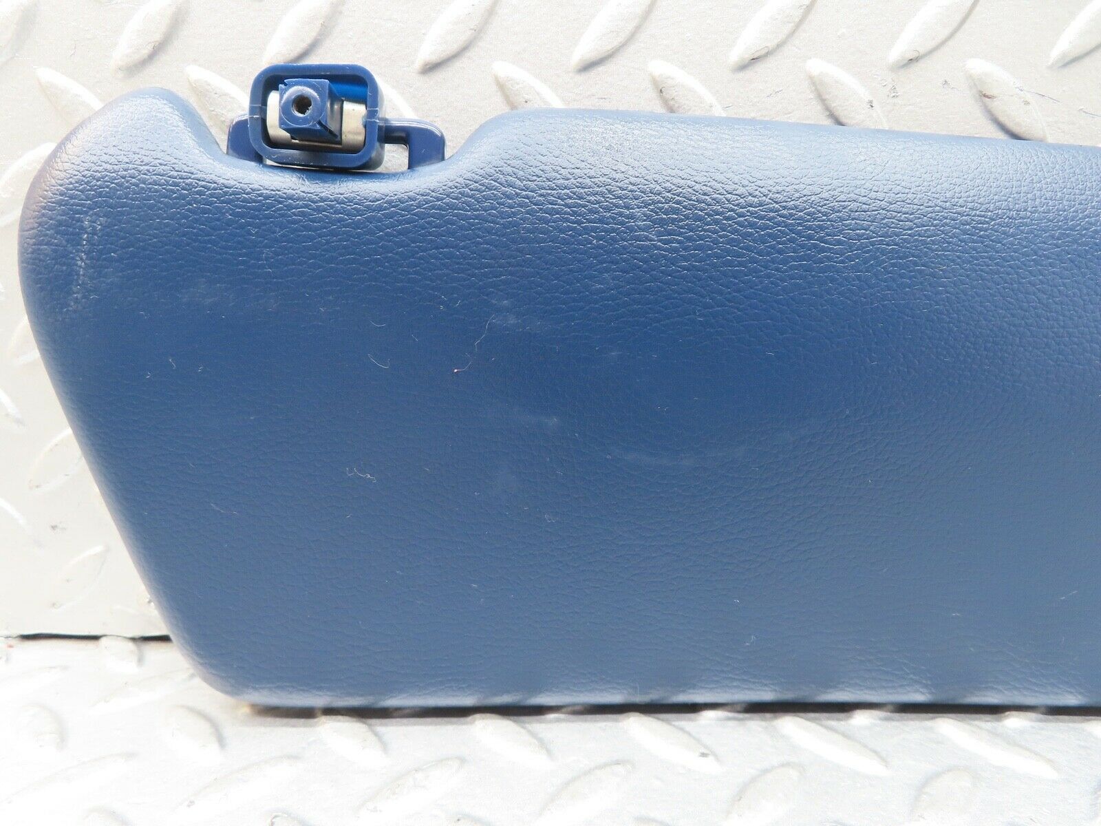 17531 Mercedes-Benz W116 450SEL Sun Visor Left Side Blue