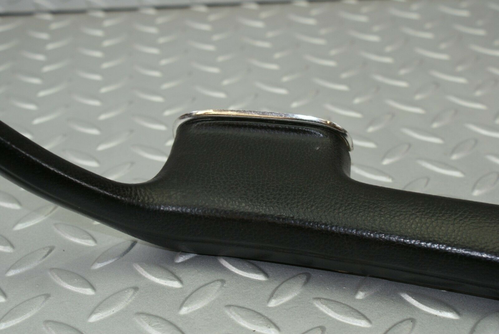 3110 Mercedes-Benz W115 220D Interior Door Handle Right Black