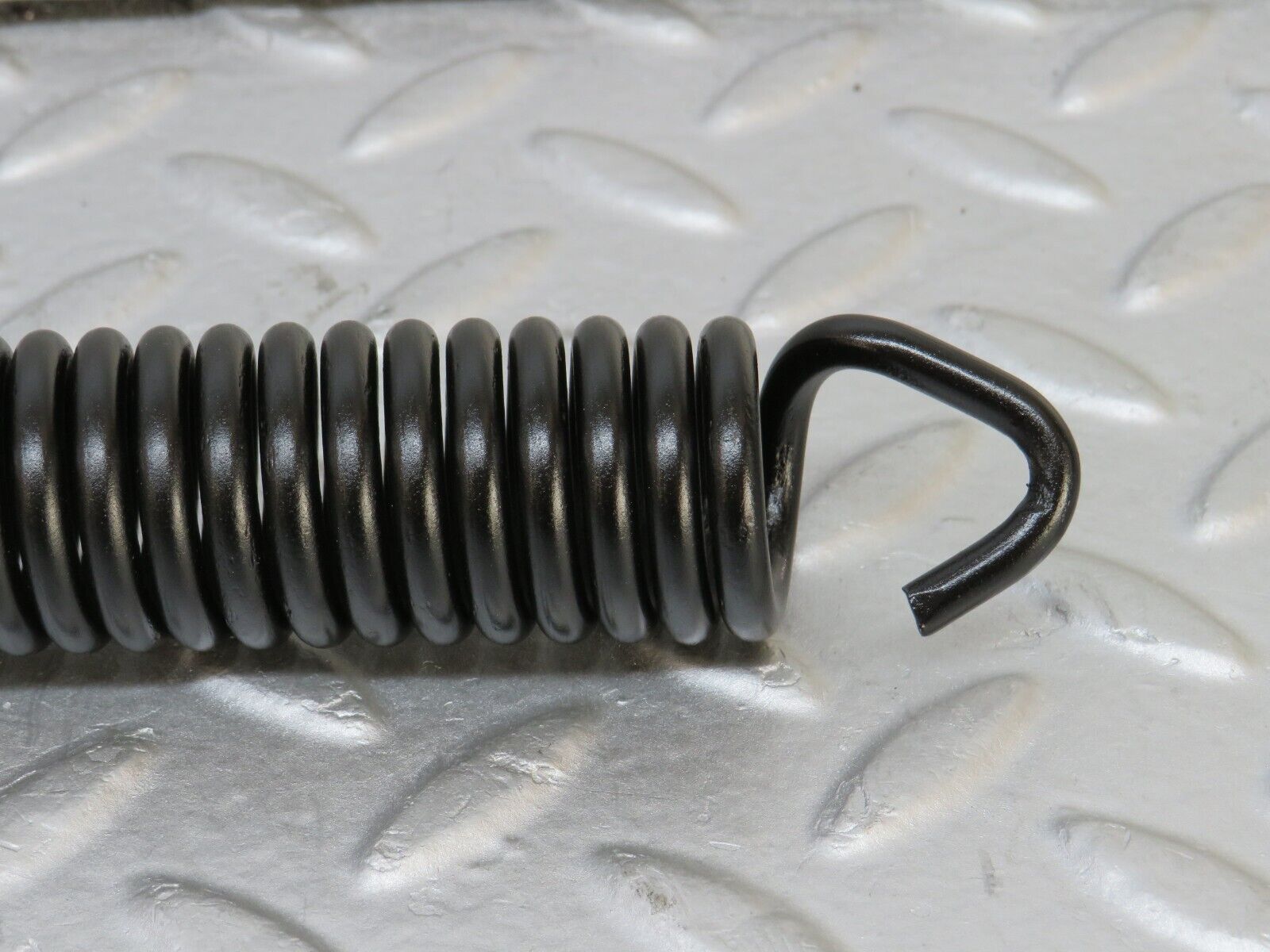 35784 Mercedes-Benz W108 Bonnet Hinge Spring