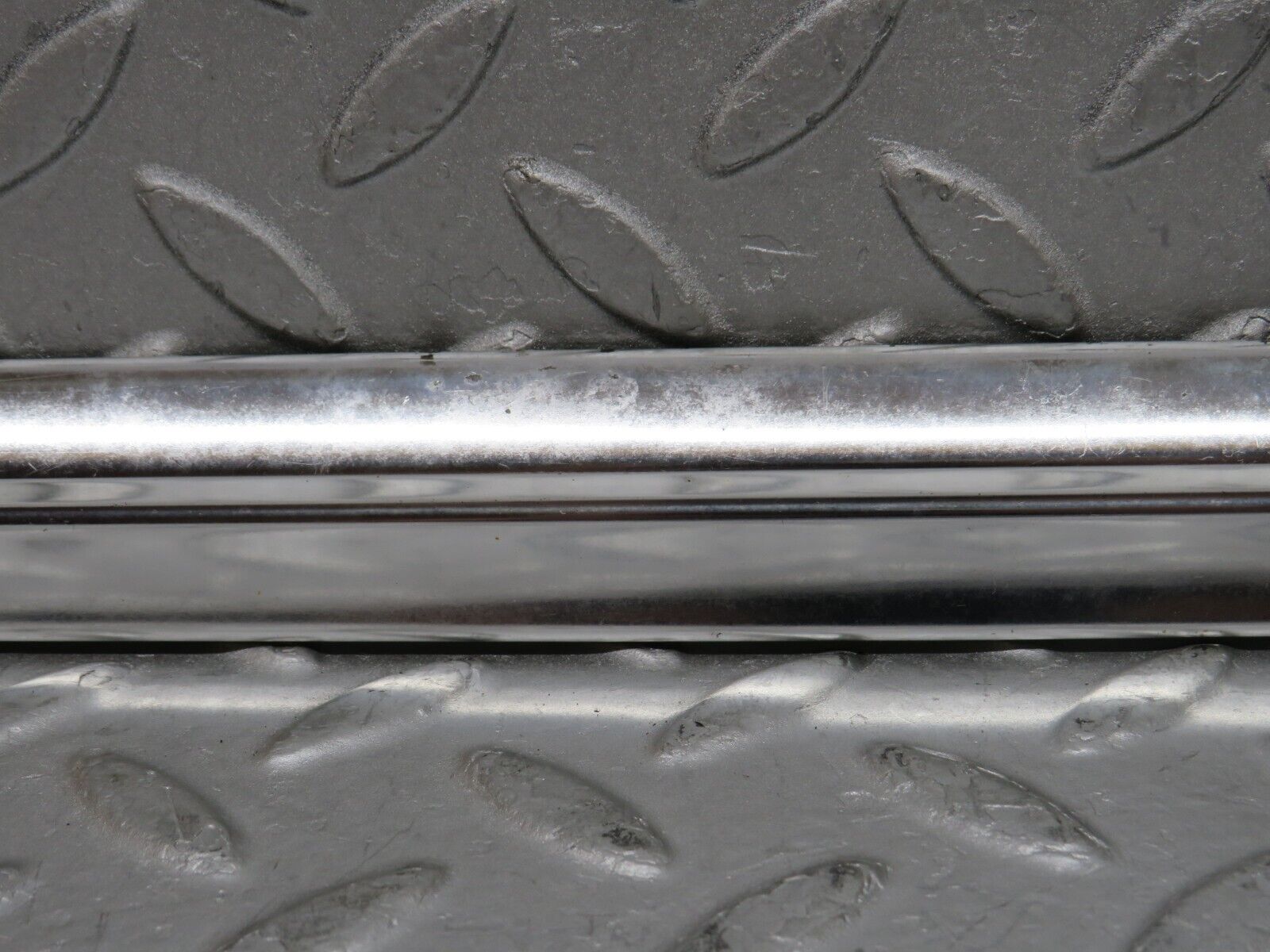 37312 Mercedes-Benz W109 300SEL Front Left Door Chrome Moulding Trim