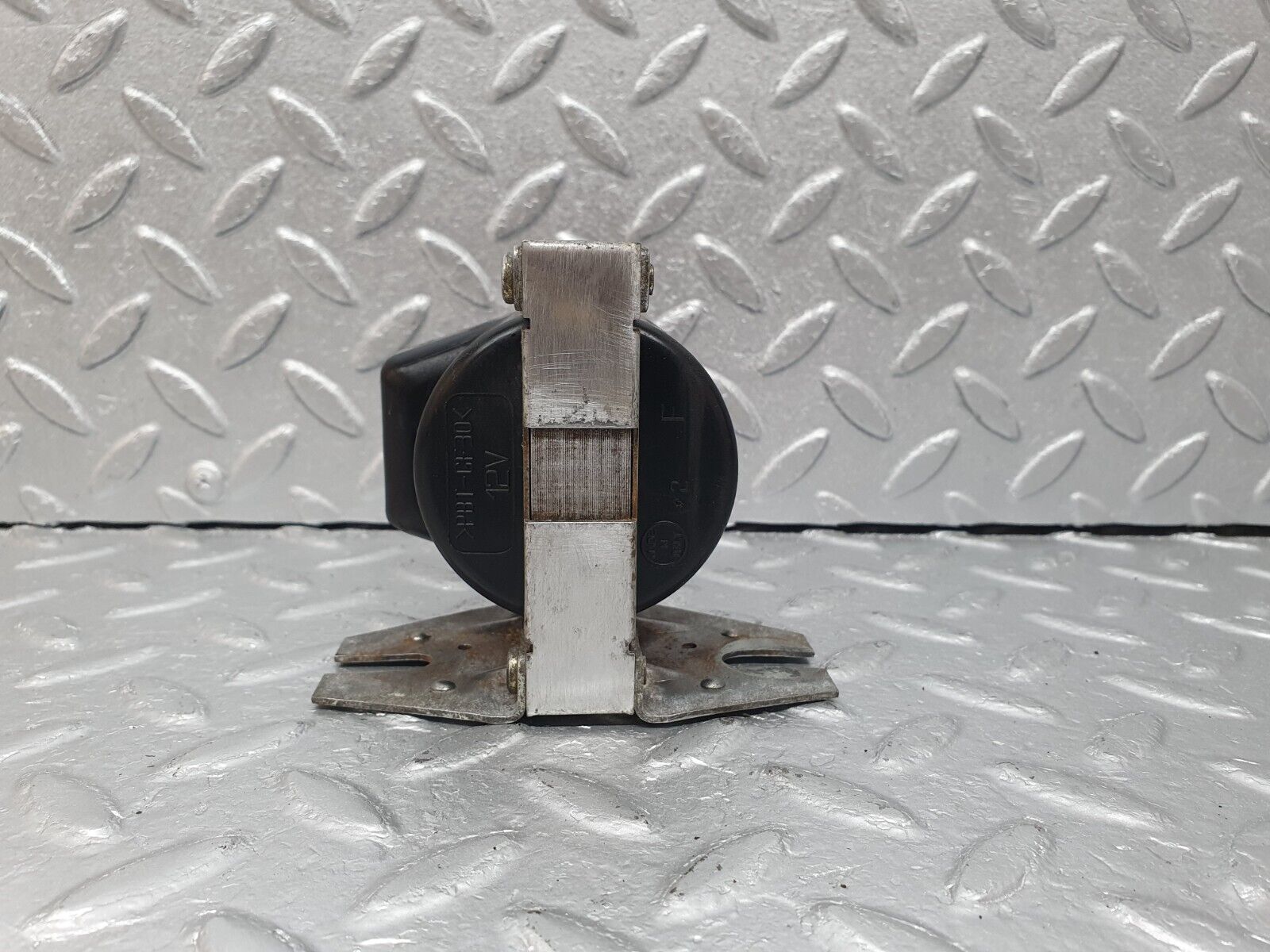 41529 Mercedes-Benz W124 200E Ignition Coil 080 03D 00065