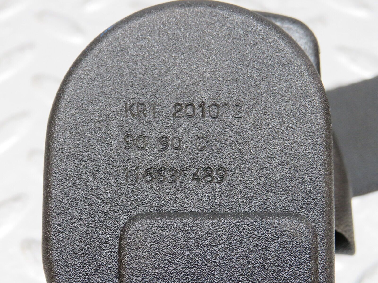 35875 Mercedes-Benz W108 Front Right Seat Belt & Buckle 116639489 123306589