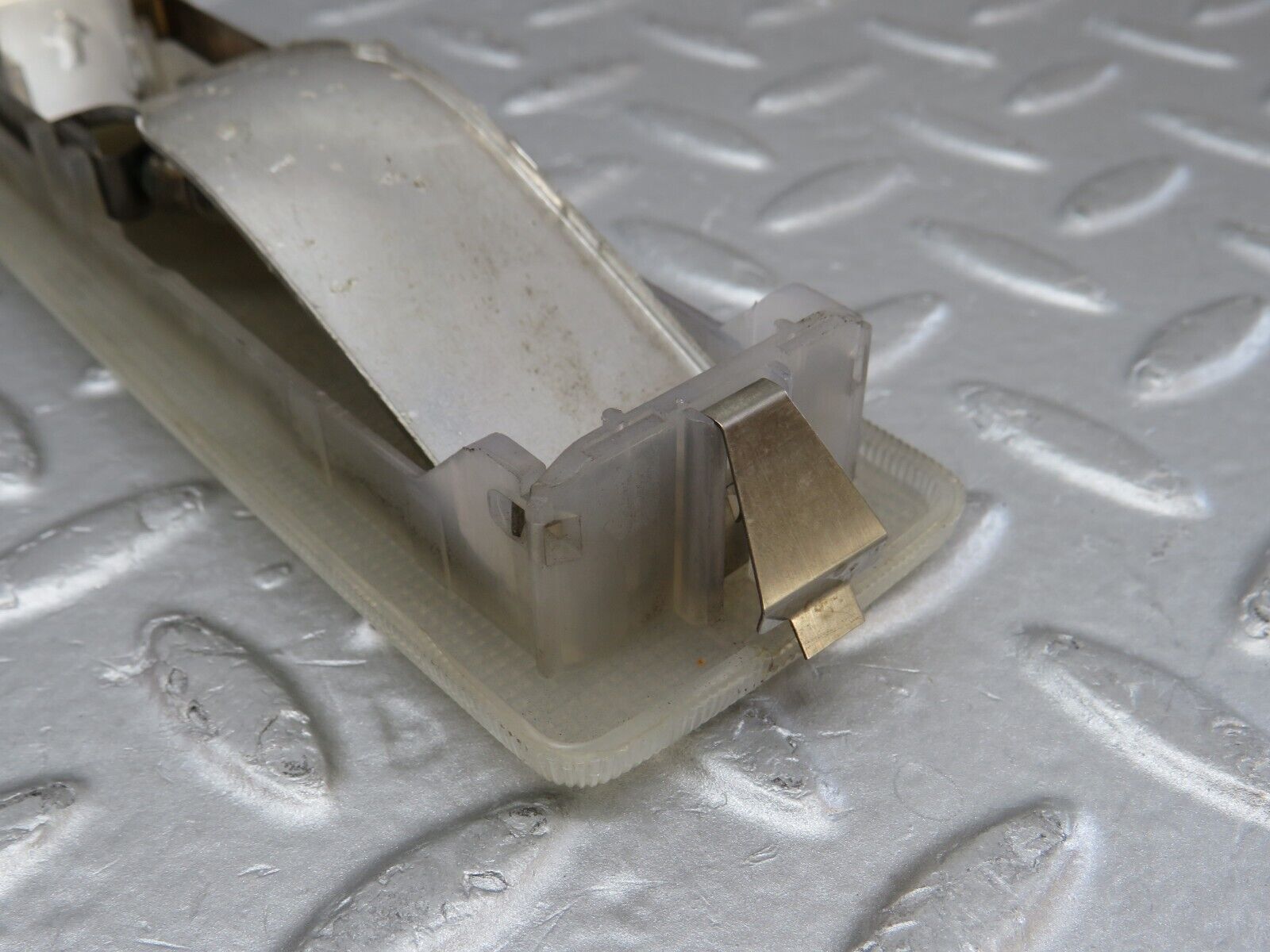 36027 Mercedes-Benz W126 420SE Rear Interior Dome Light